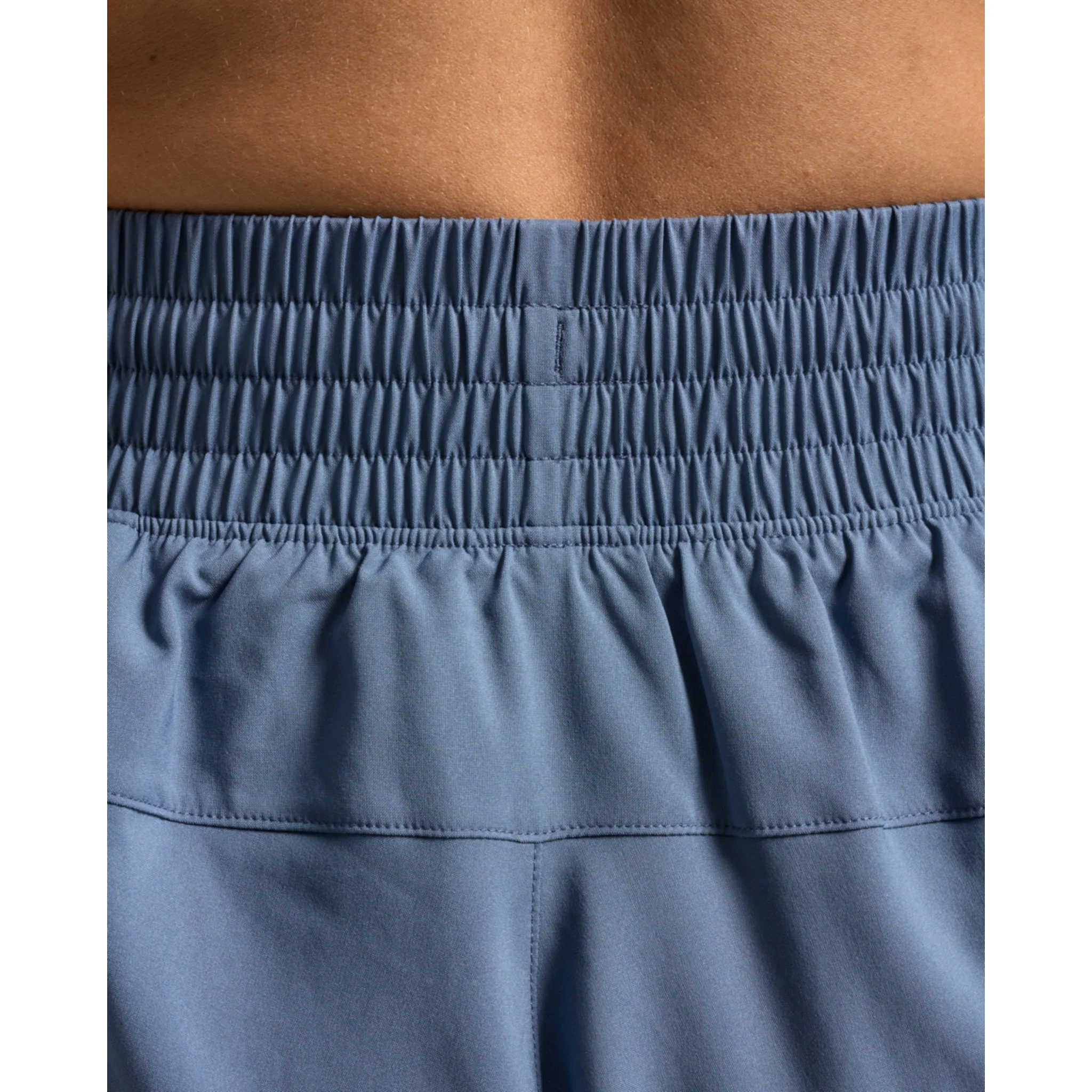 2XU Aero Hi-Rise 4-Inch Womens Shorts - Image 6