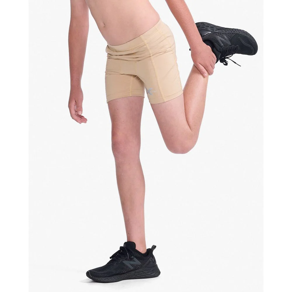 2XU Core Compression Boys 1/2 Shorts - Image 3