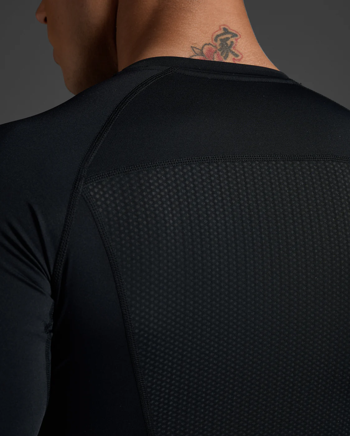 2XU Core Compression Mens Long Sleeve Tee - Image 6