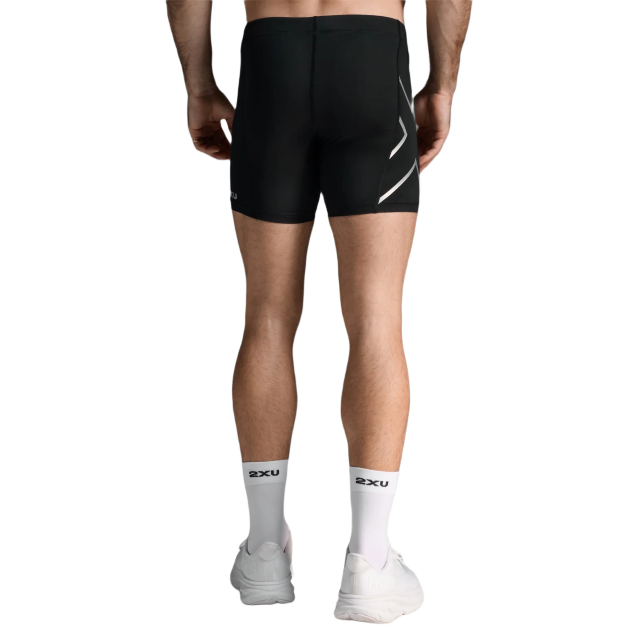 2XU Core Mens Compression 1/2 Shorts - Image 2