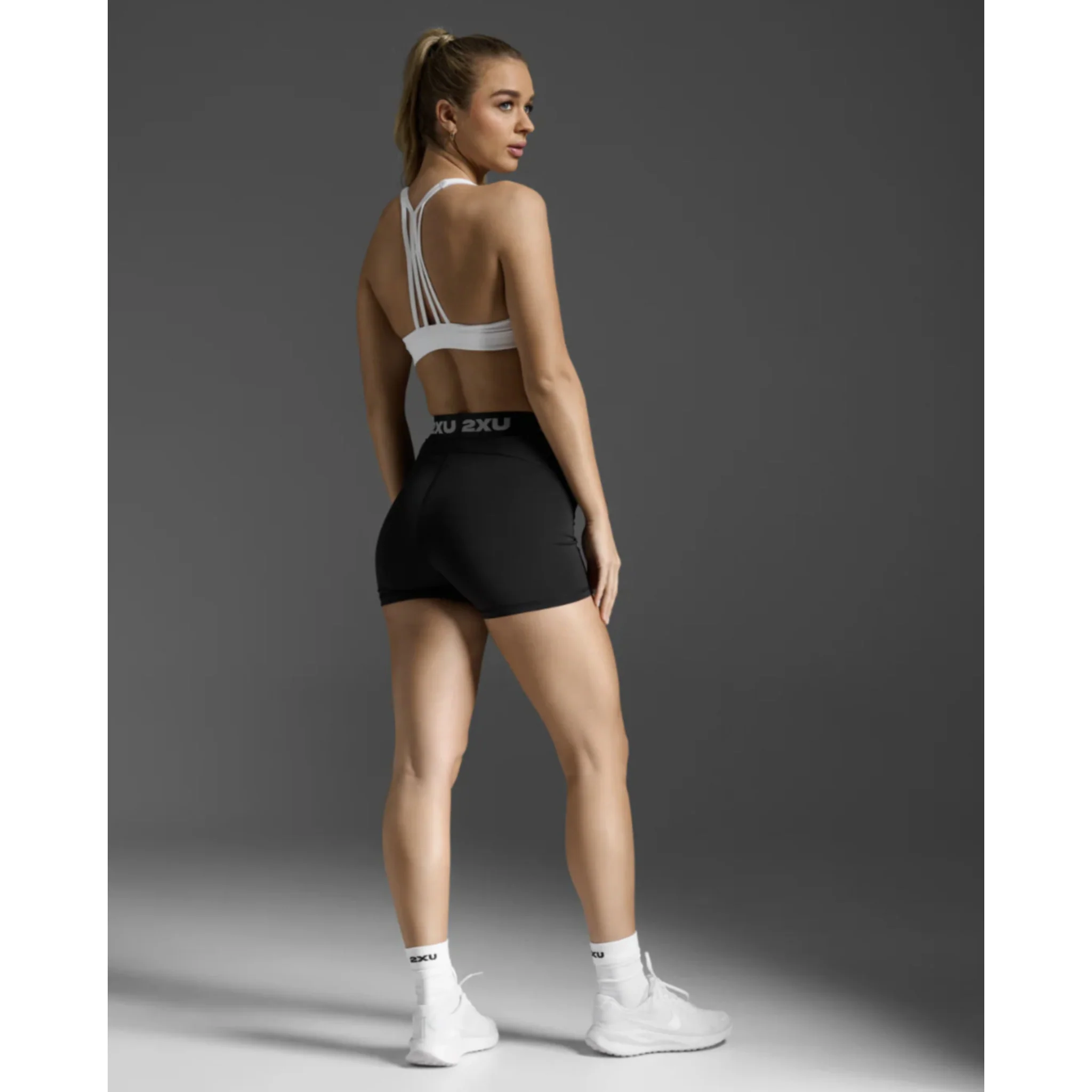 2XU Everyday 3-Inch Womens Compression Shorts - Image 3