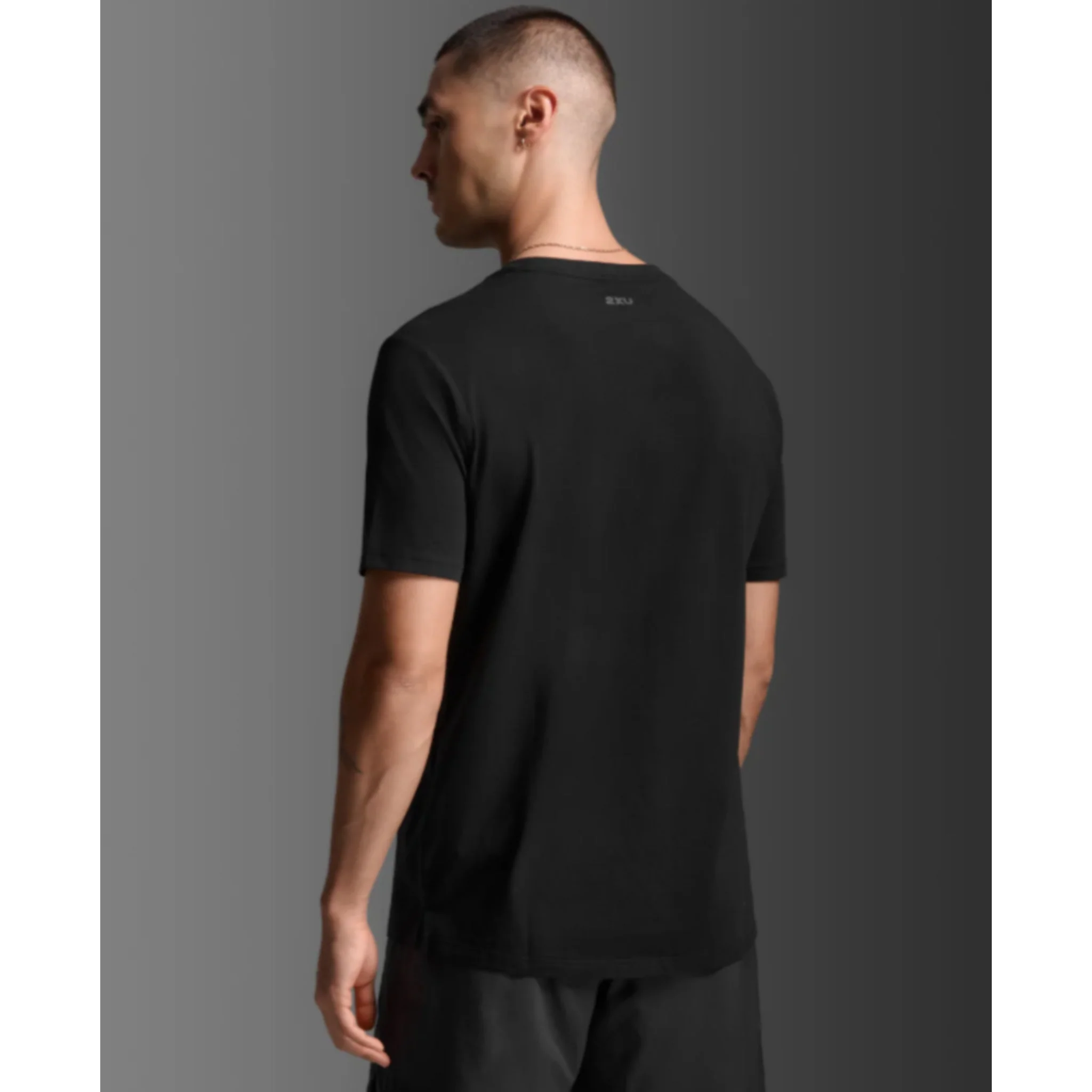 2XU Motion Cotton Flex Mens Tee - Image 5
