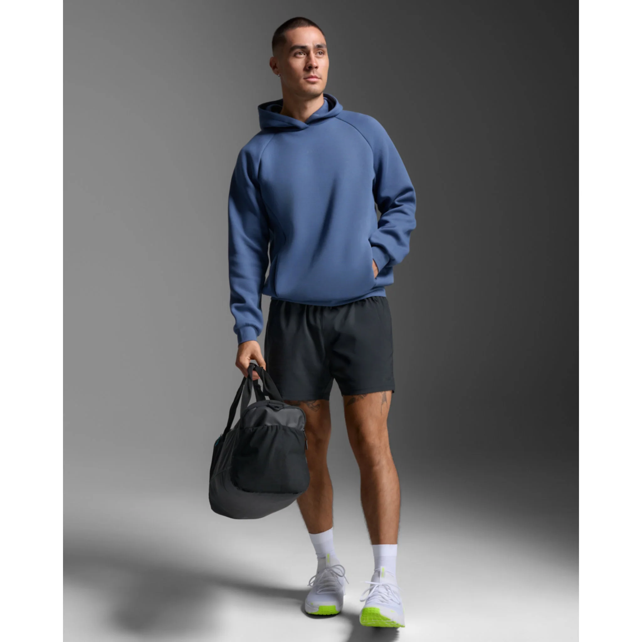 2XU Motion Smooth Spacer Mens Hoodie - Image 2