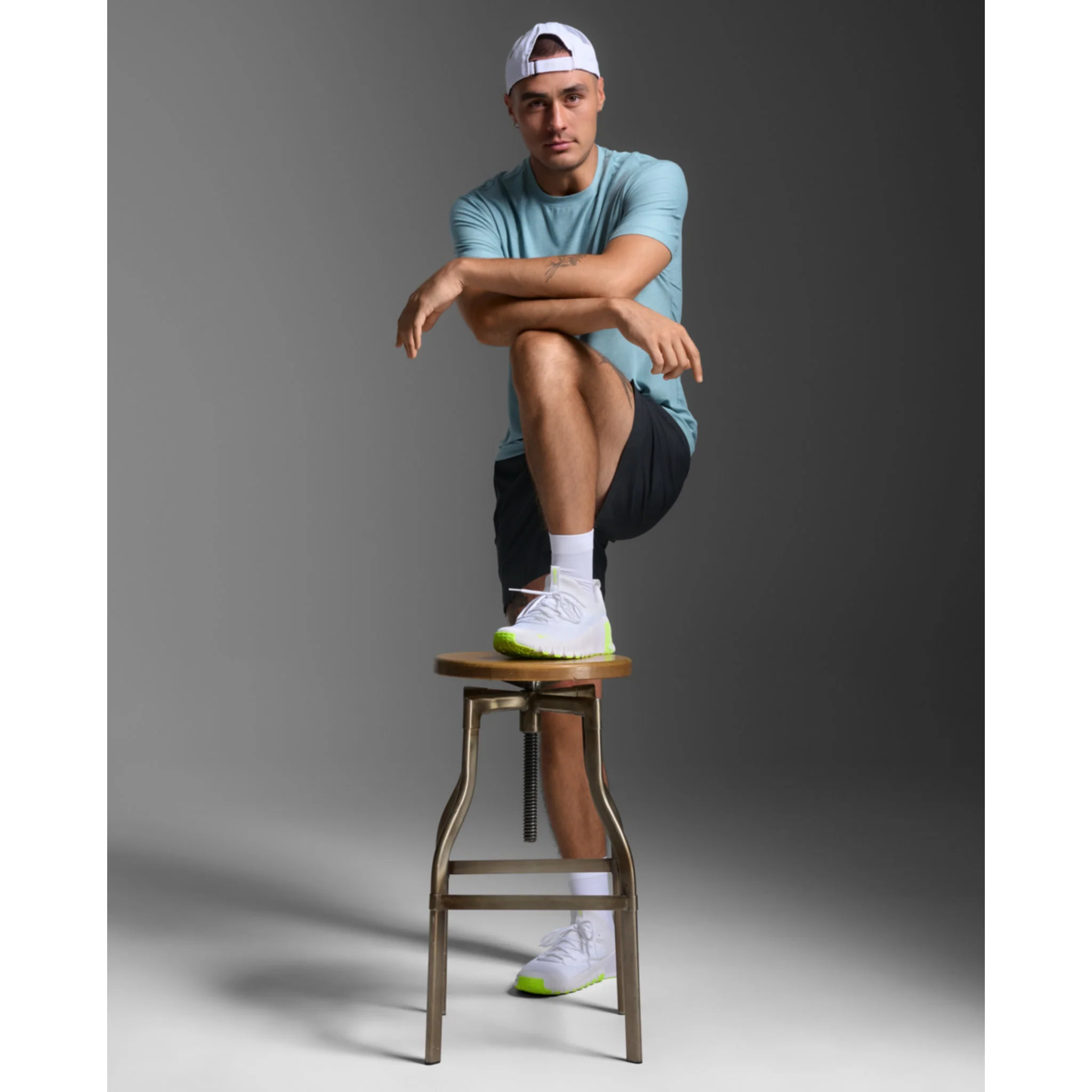 2XU Signature Soft Jersey Mens Tee - Image 2