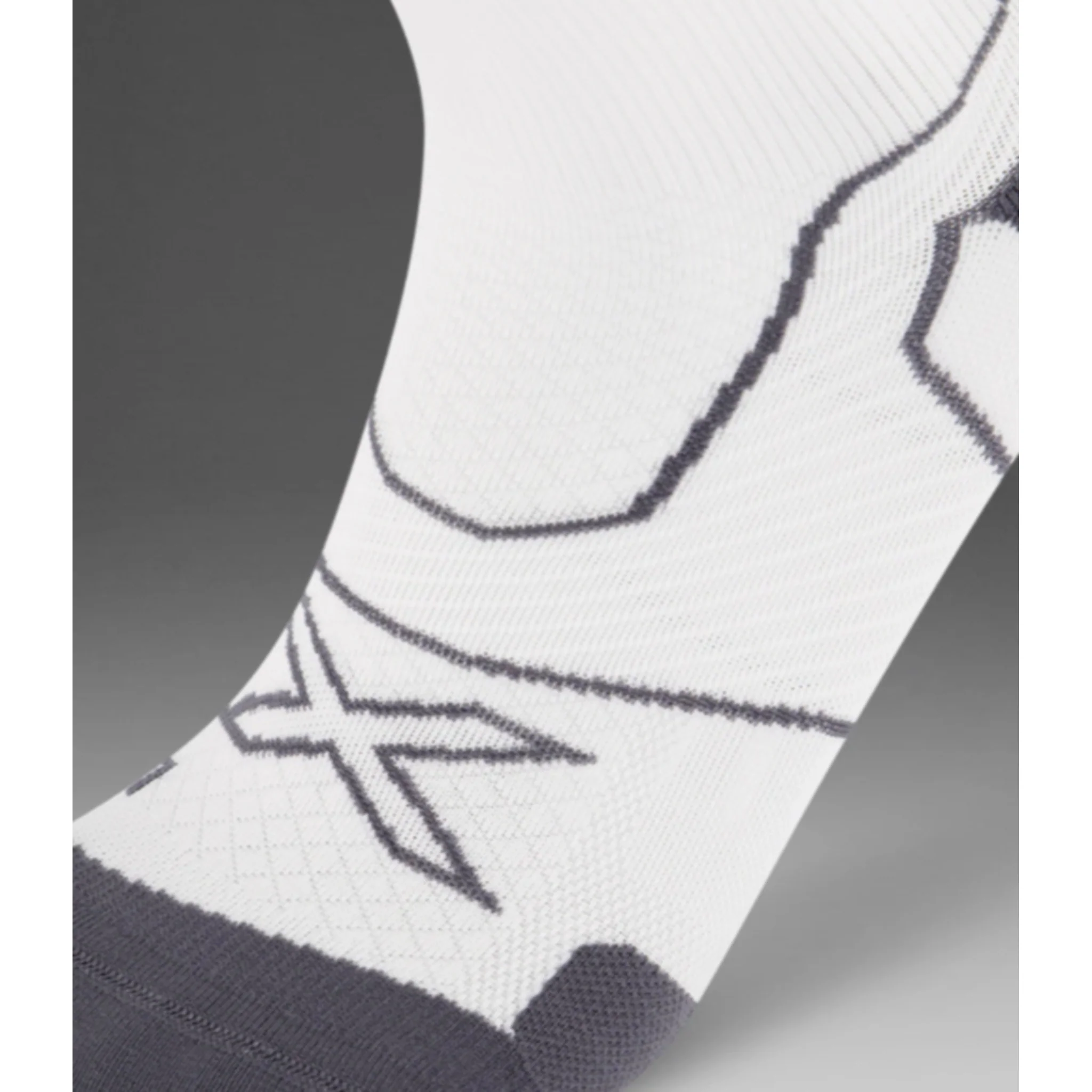 2XU Vectr Cushion 1/4 Crew Compression Socks - Image 3