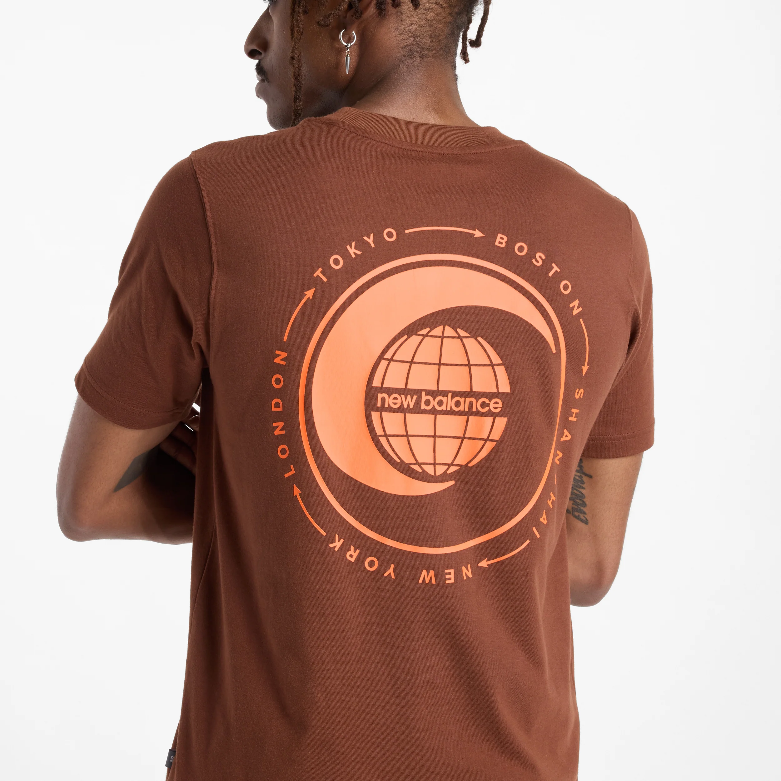 New Balance Globe Mens Tee - Image 5