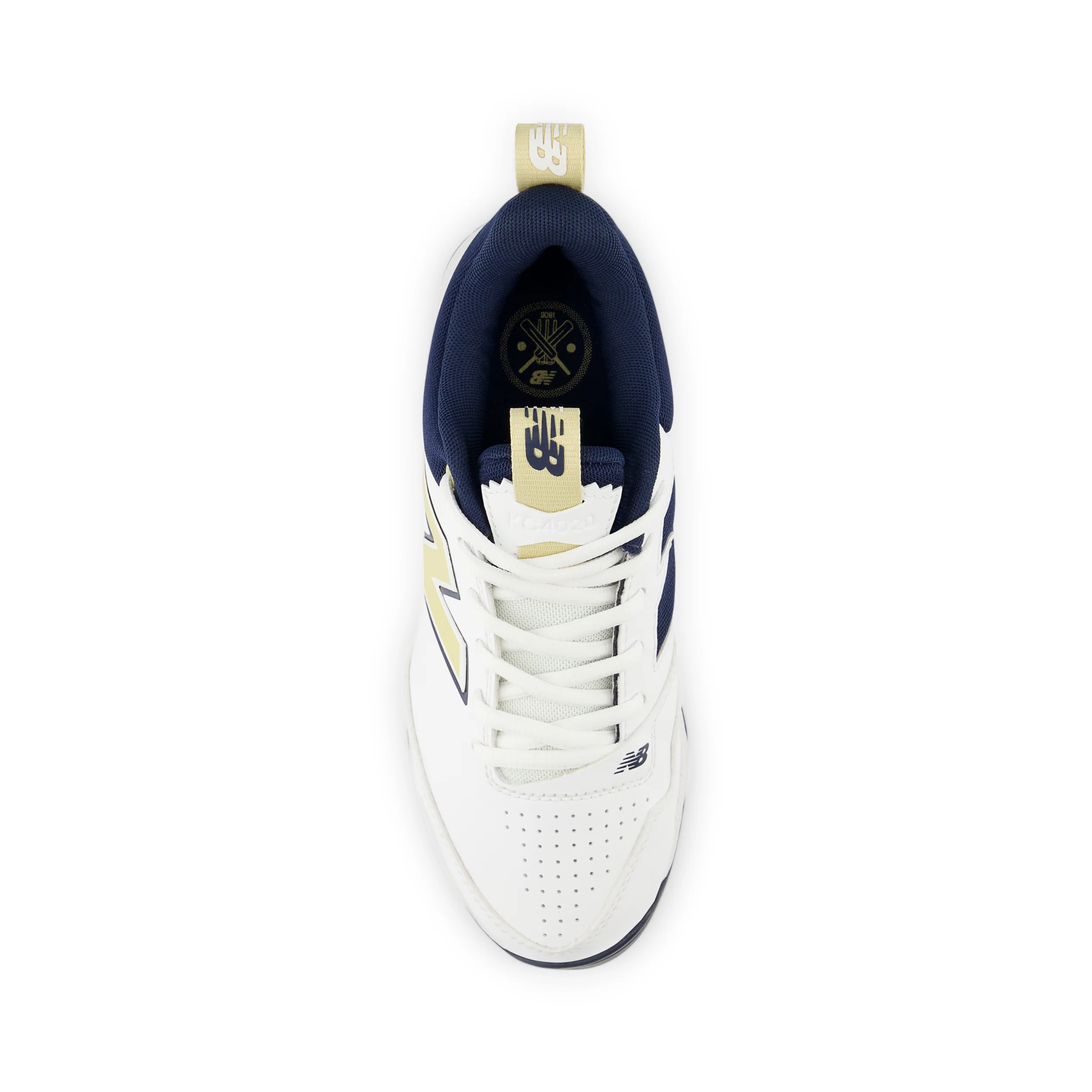 New Balance KC4020 v3 Kids Cricket Shoes - Image 3