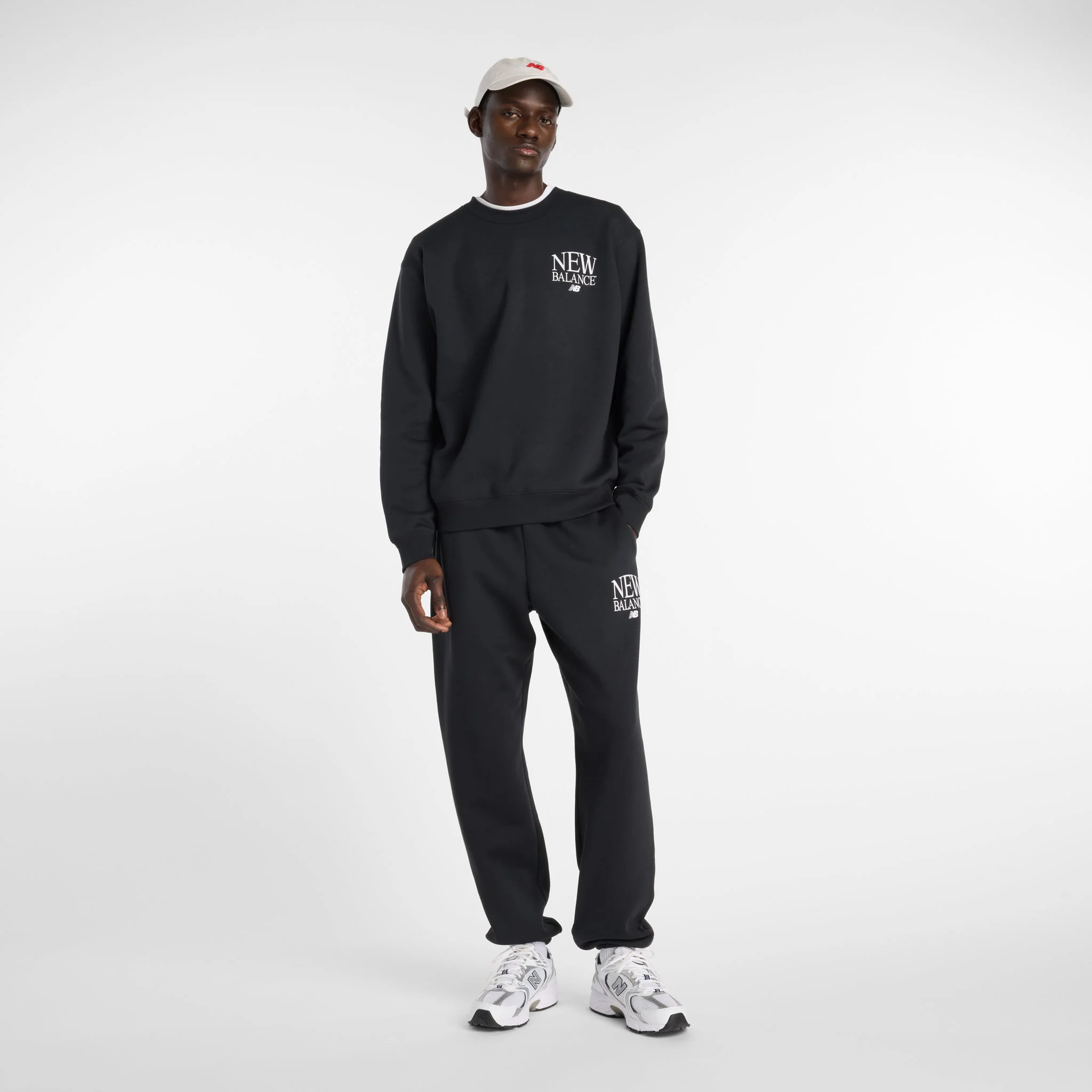 New Balance Reimagined Mens Fleece Crew - Image 2