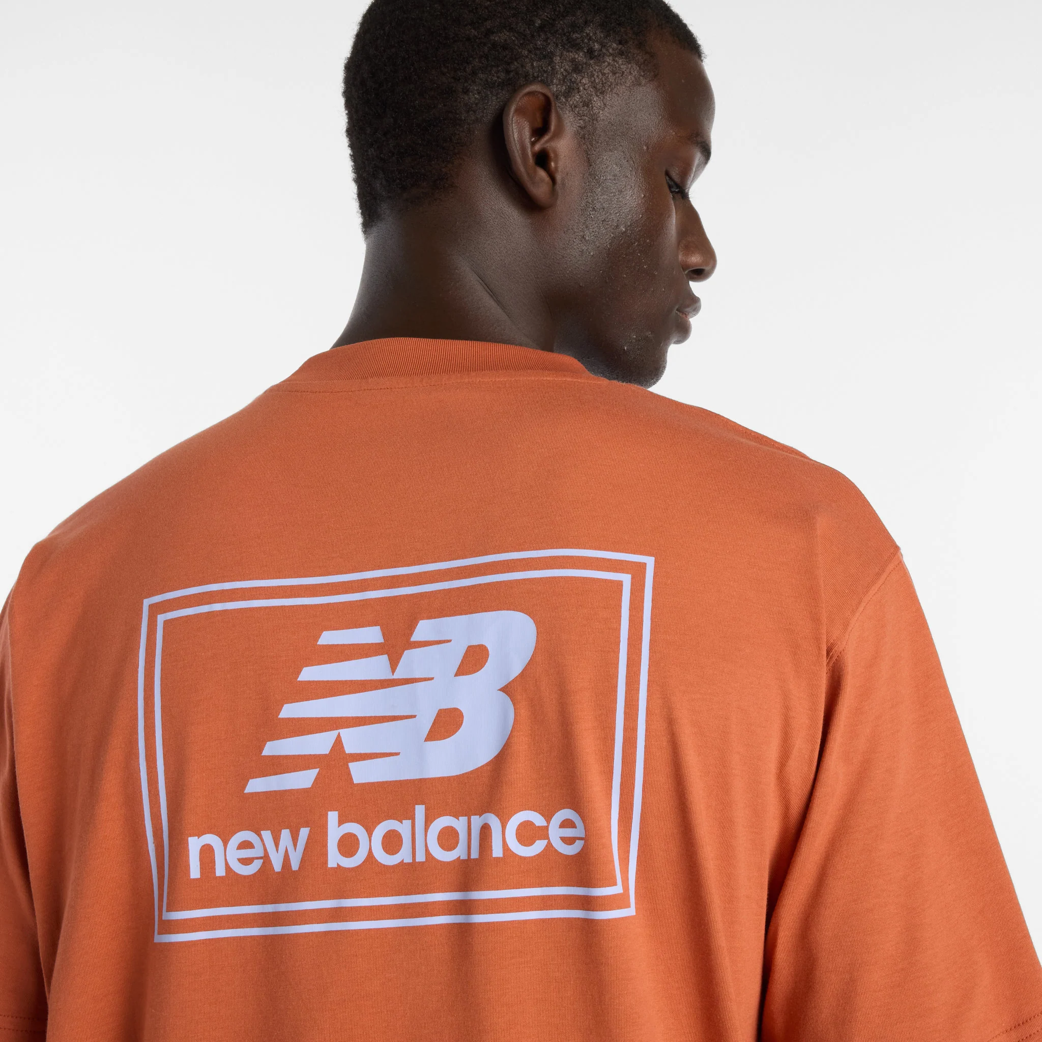 New Balance Woven Label Mens Tee - Image 5
