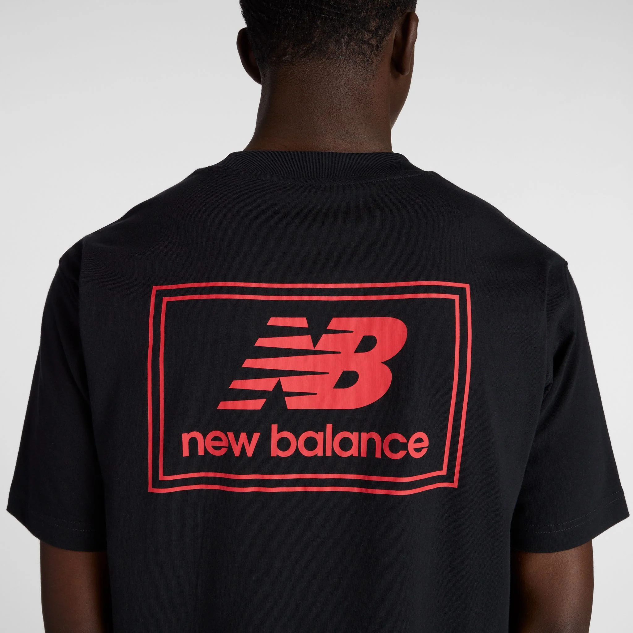New Balance Woven Label Mens Tee - Image 3