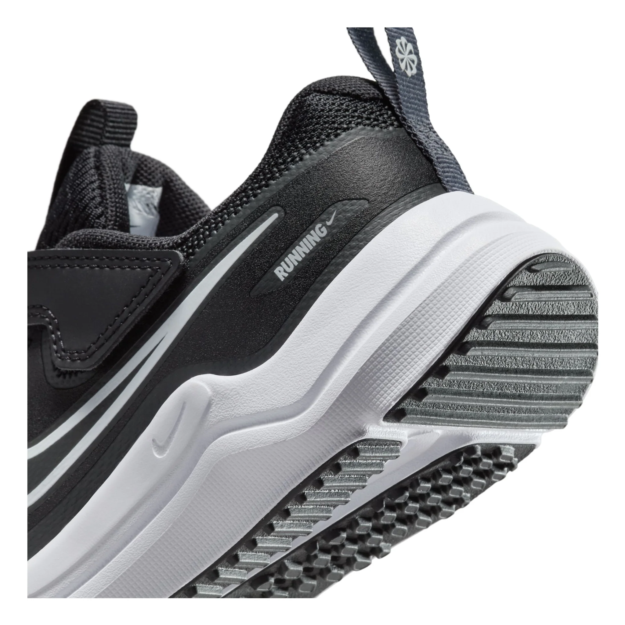 Nike Cosmic Runner PS Kids Running Shoes - Image 9