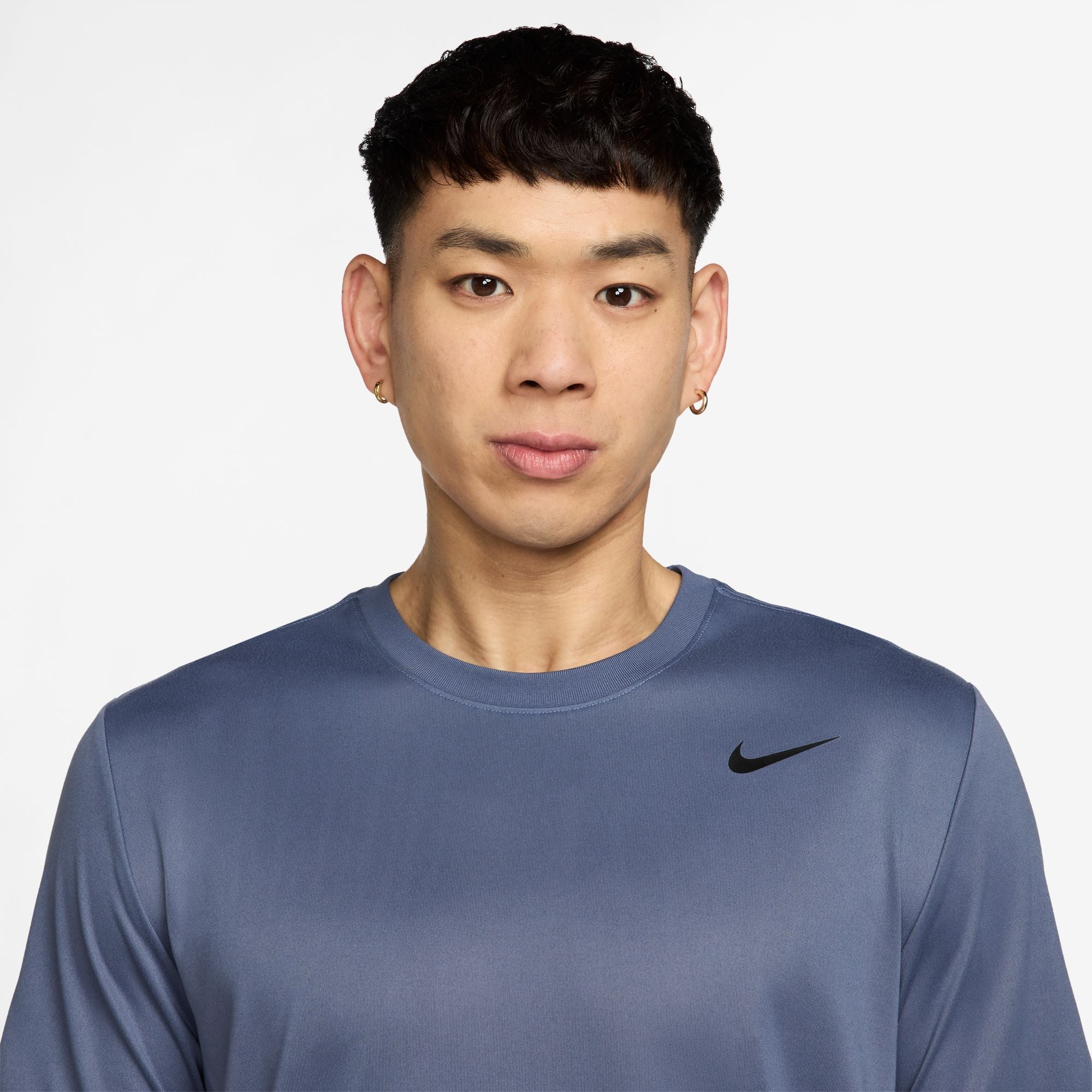 Nike Dri-FIT Legend Mens Fitness Tee - Image 2