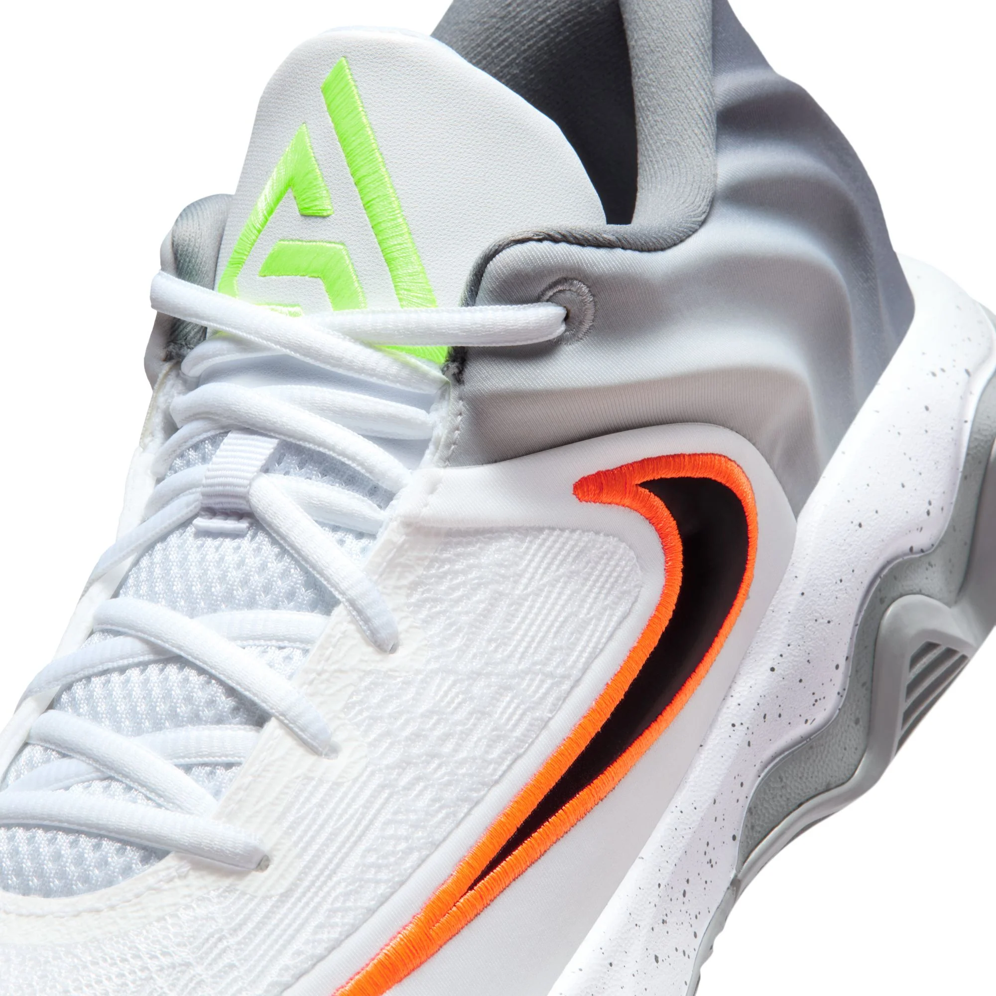 Nike Giannis Immortality 4 Mens Basketball Shoes - Image 4