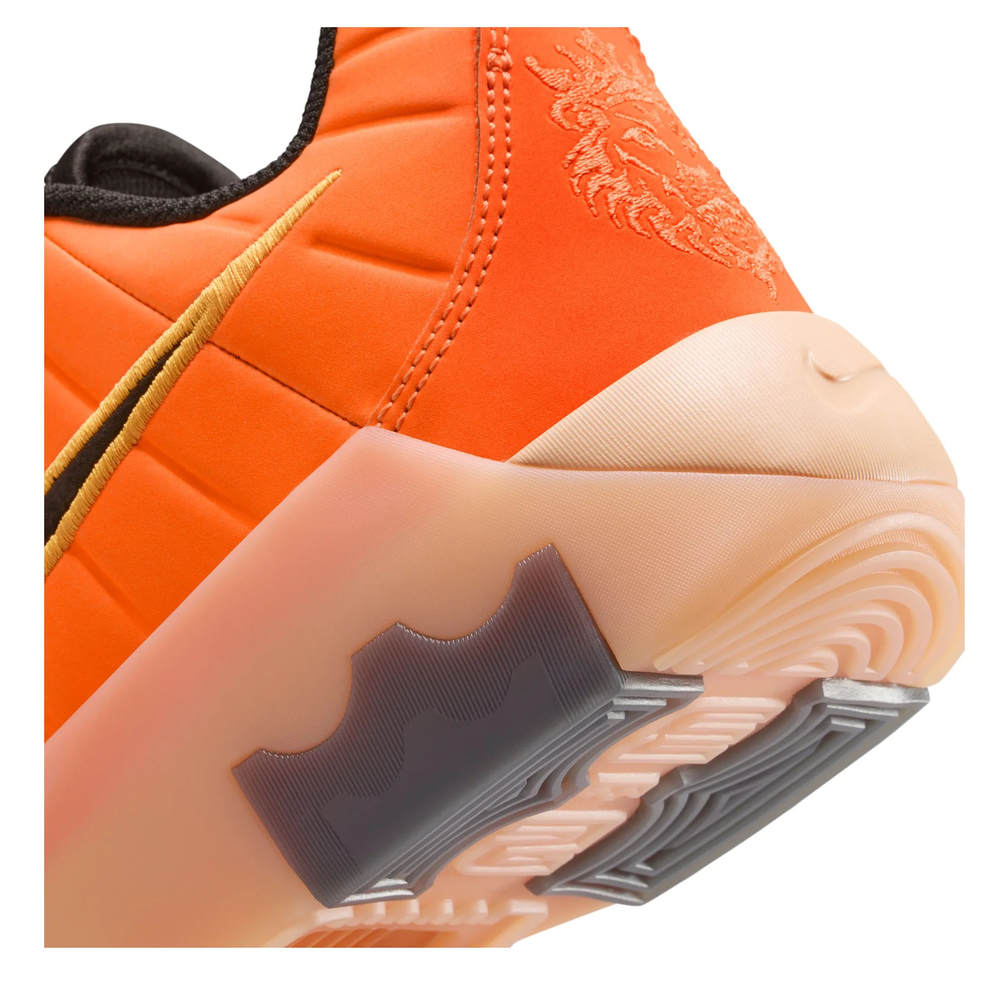 Nike LeBron Witness IX Kids Basketball Shoes - Image 8