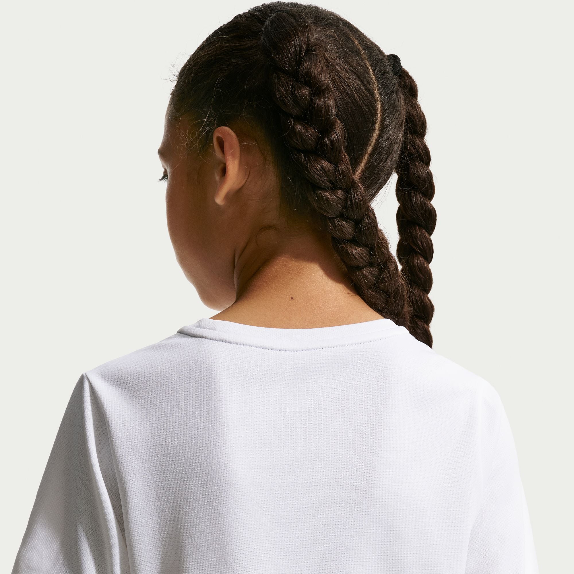 Nike Miler Dri-FIT Kids Short-Sleeve Tee - Image 6