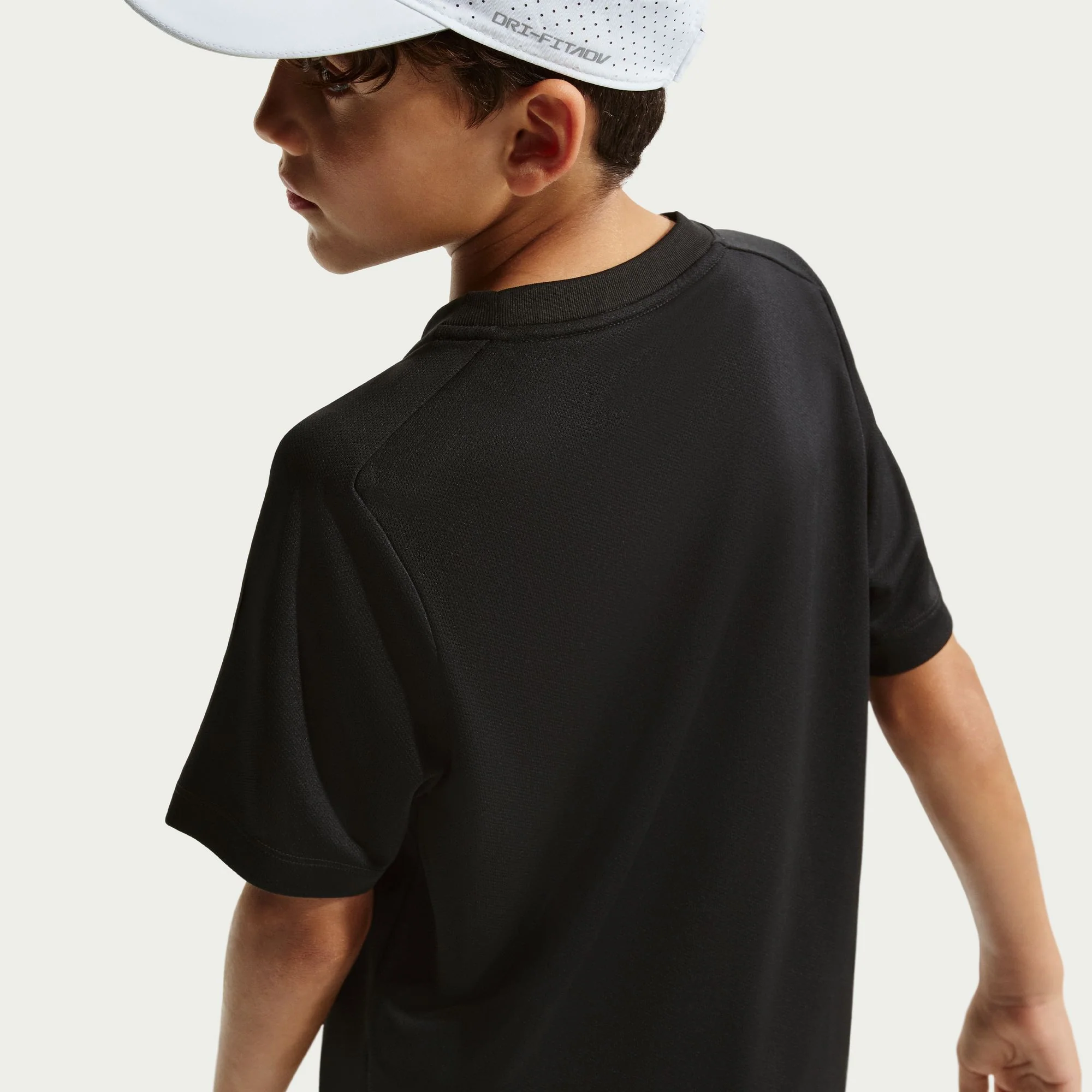 Nike Multi Dri-FIT Boys Training Tee - Image 5