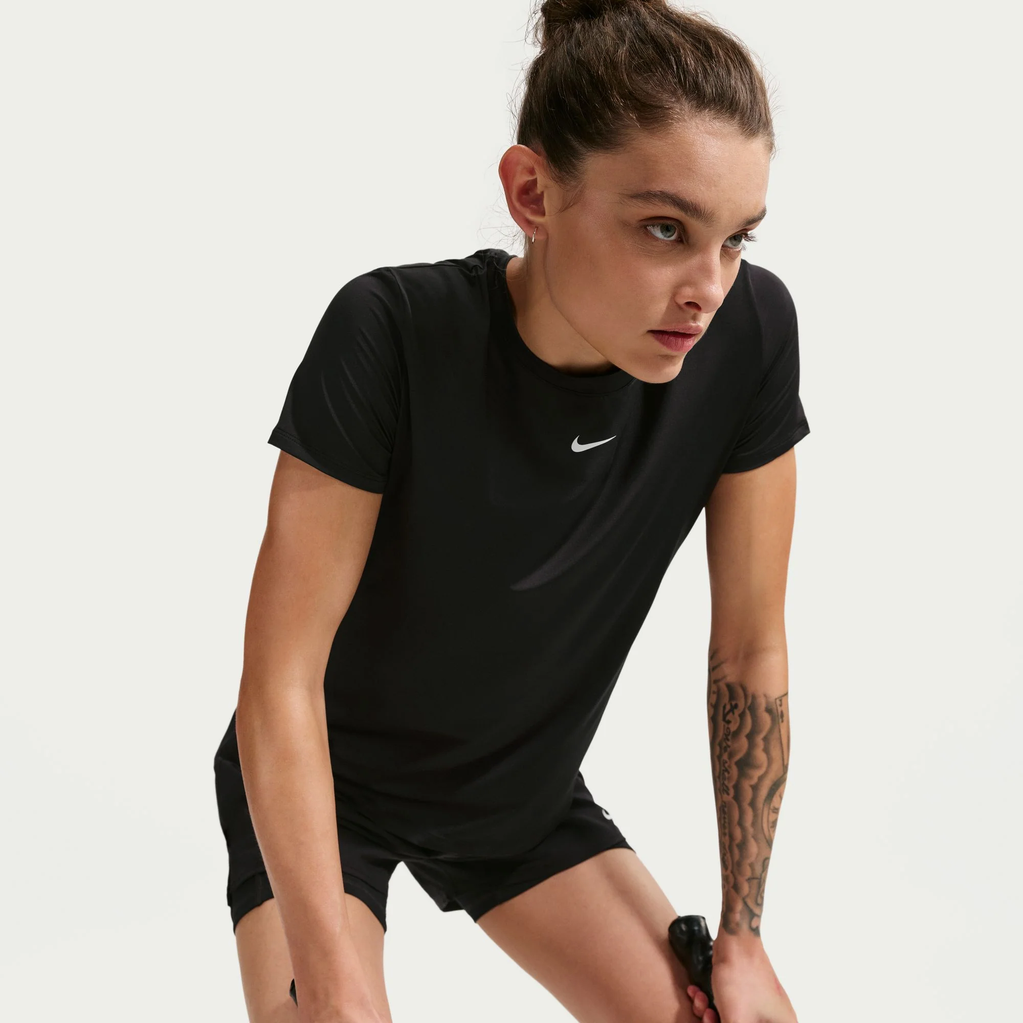 Nike One Classic Dri-FIT Womens Short-Sleeve Tee - Image 3