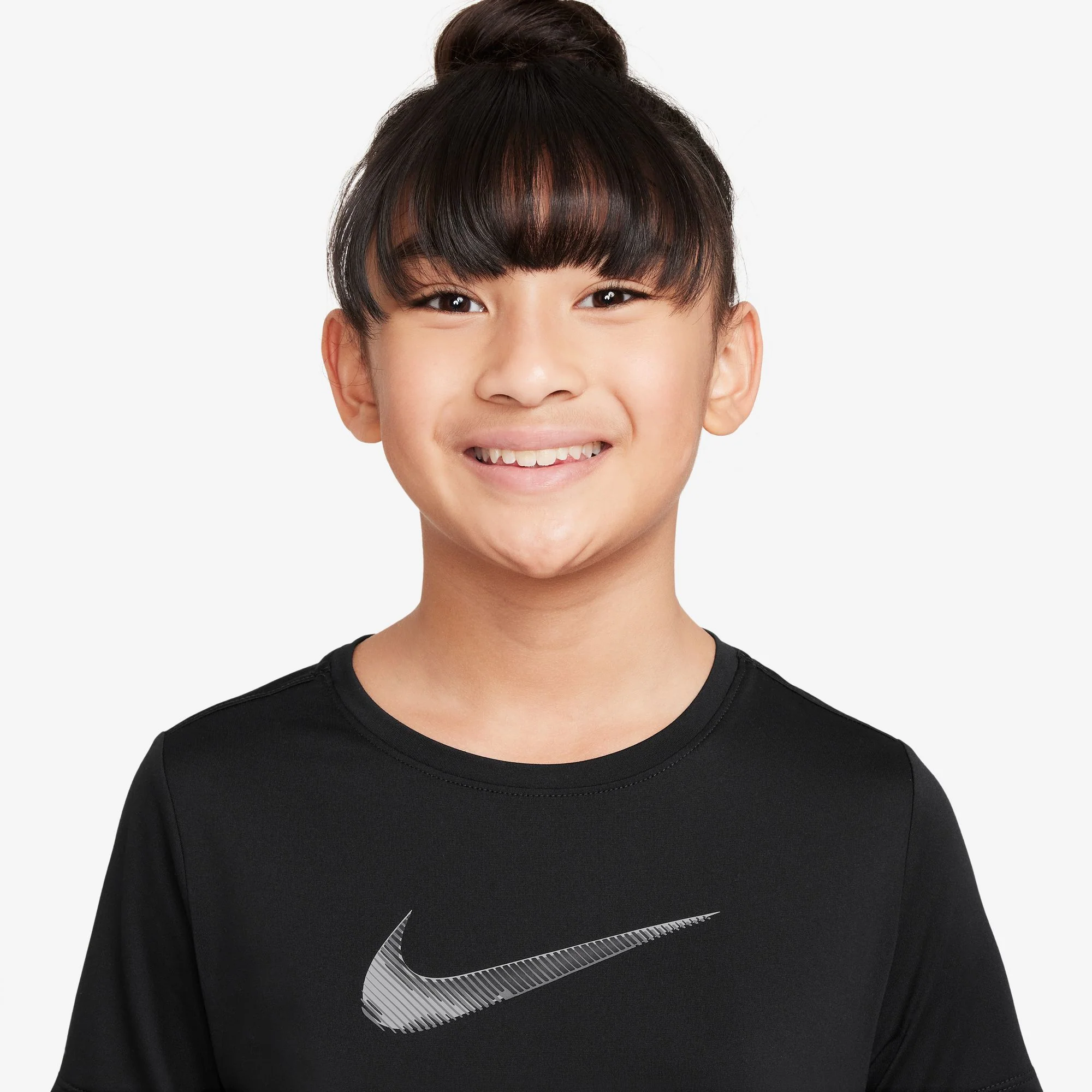Nike One Classic Kids Short-Sleeve Tee - Image 3