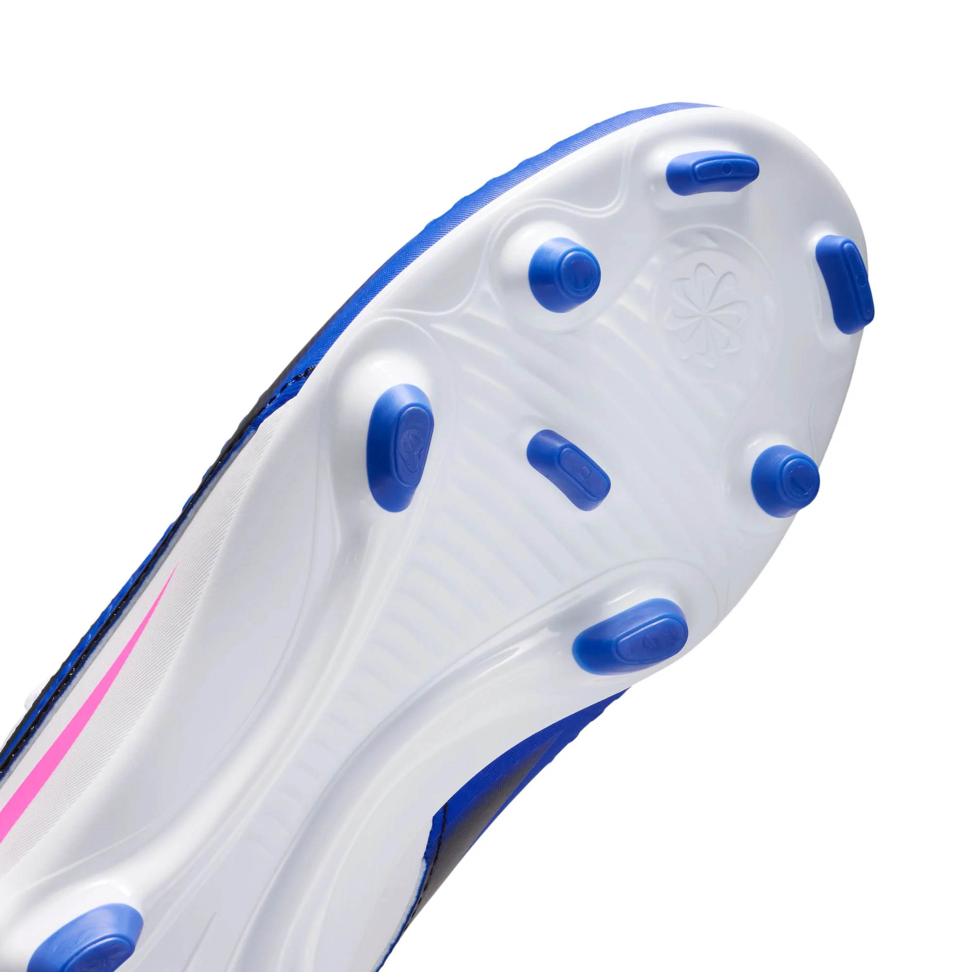 Nike Phantom 6 Low Club FG/MG Kids Football Boots - Image 8