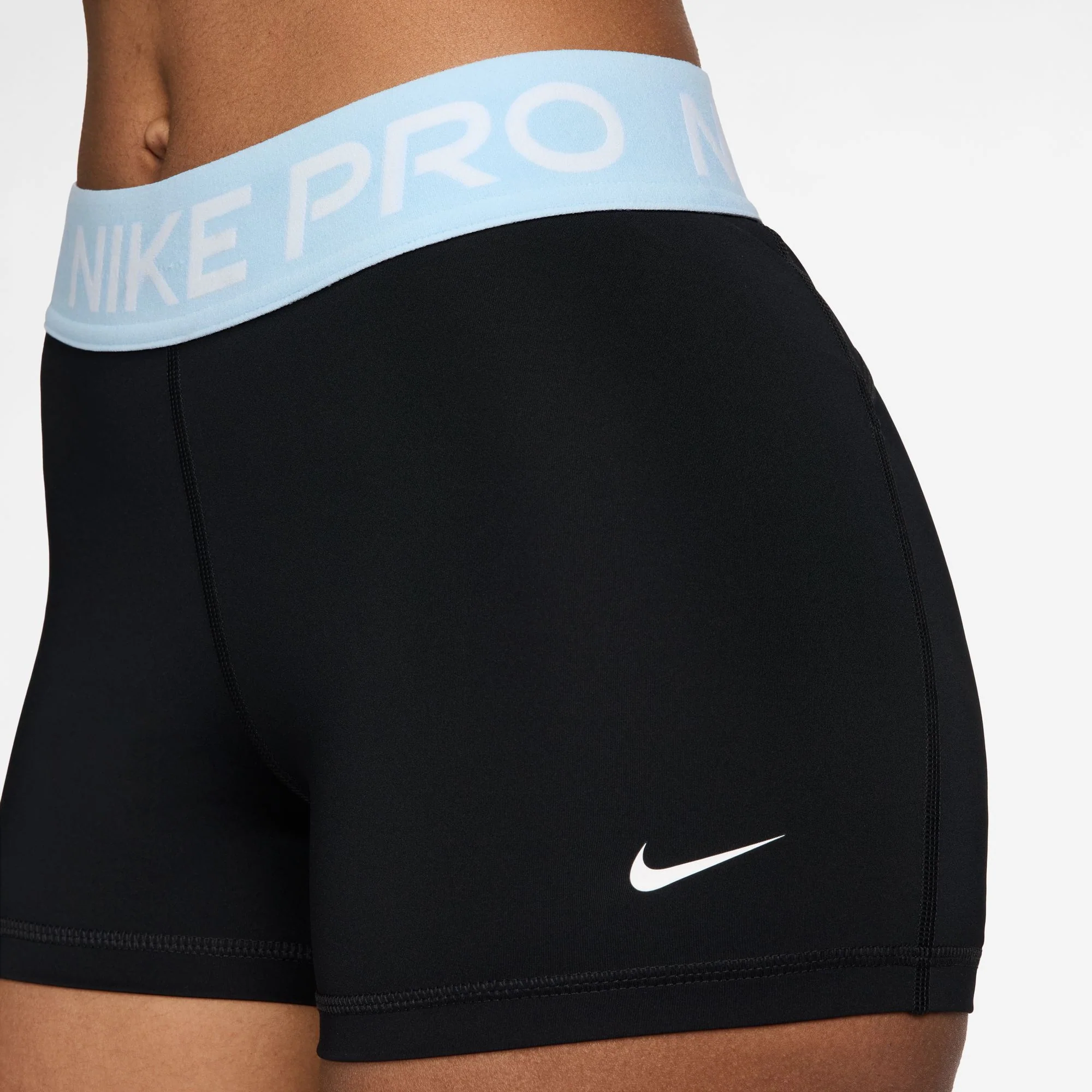 Nike Pro 365 Womens 3-Inch Shorts - Image 4
