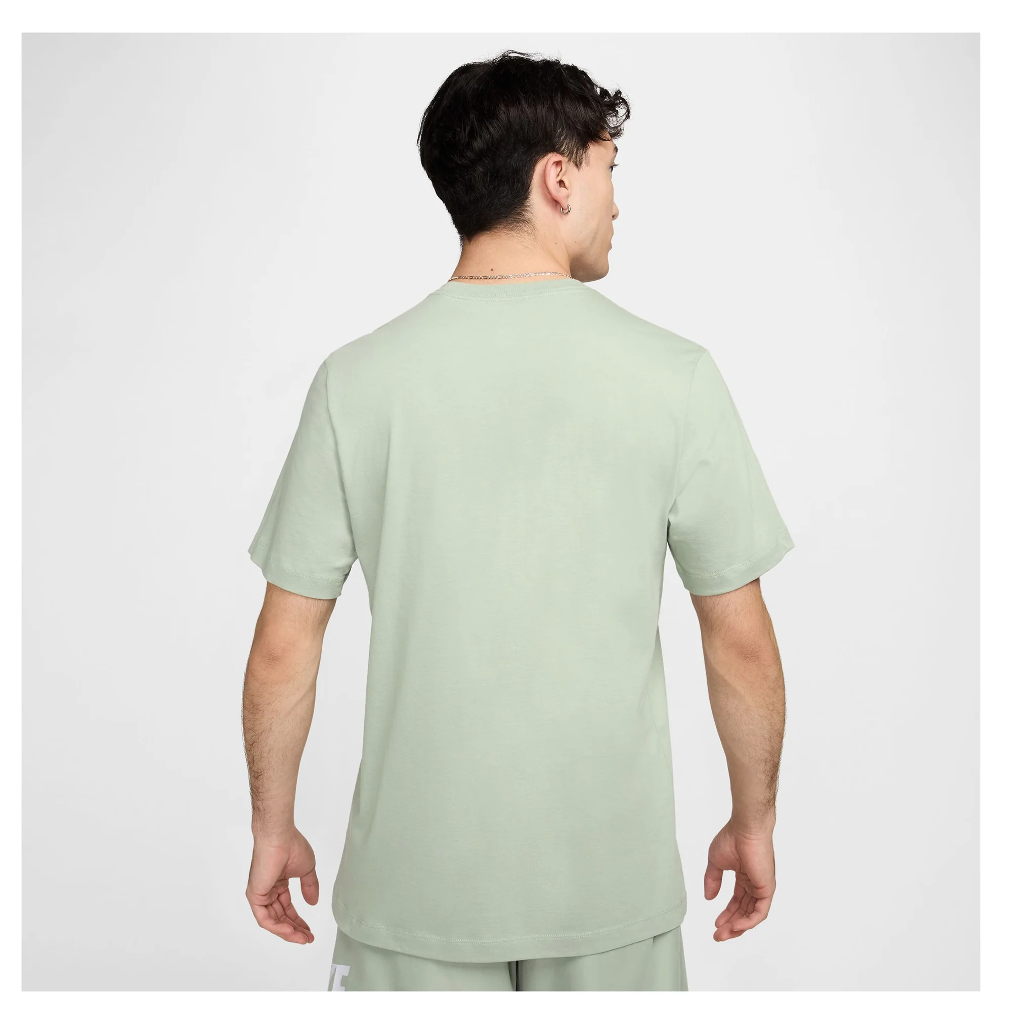 Nike Sportswear Club Mens Tee - Image 3