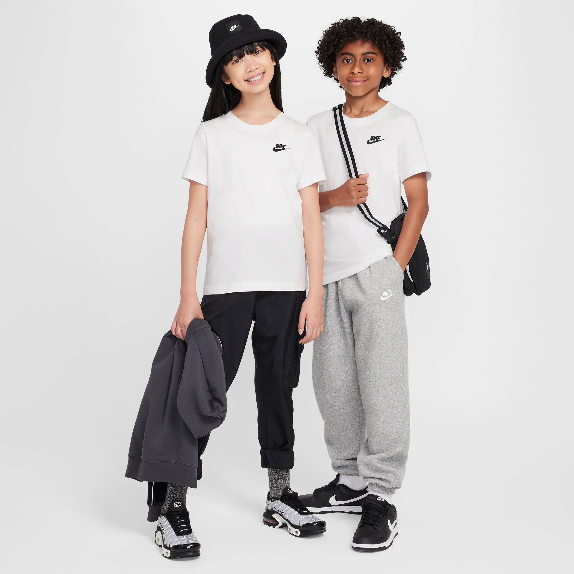 Nike Sportswear Kids Tee - Image 2