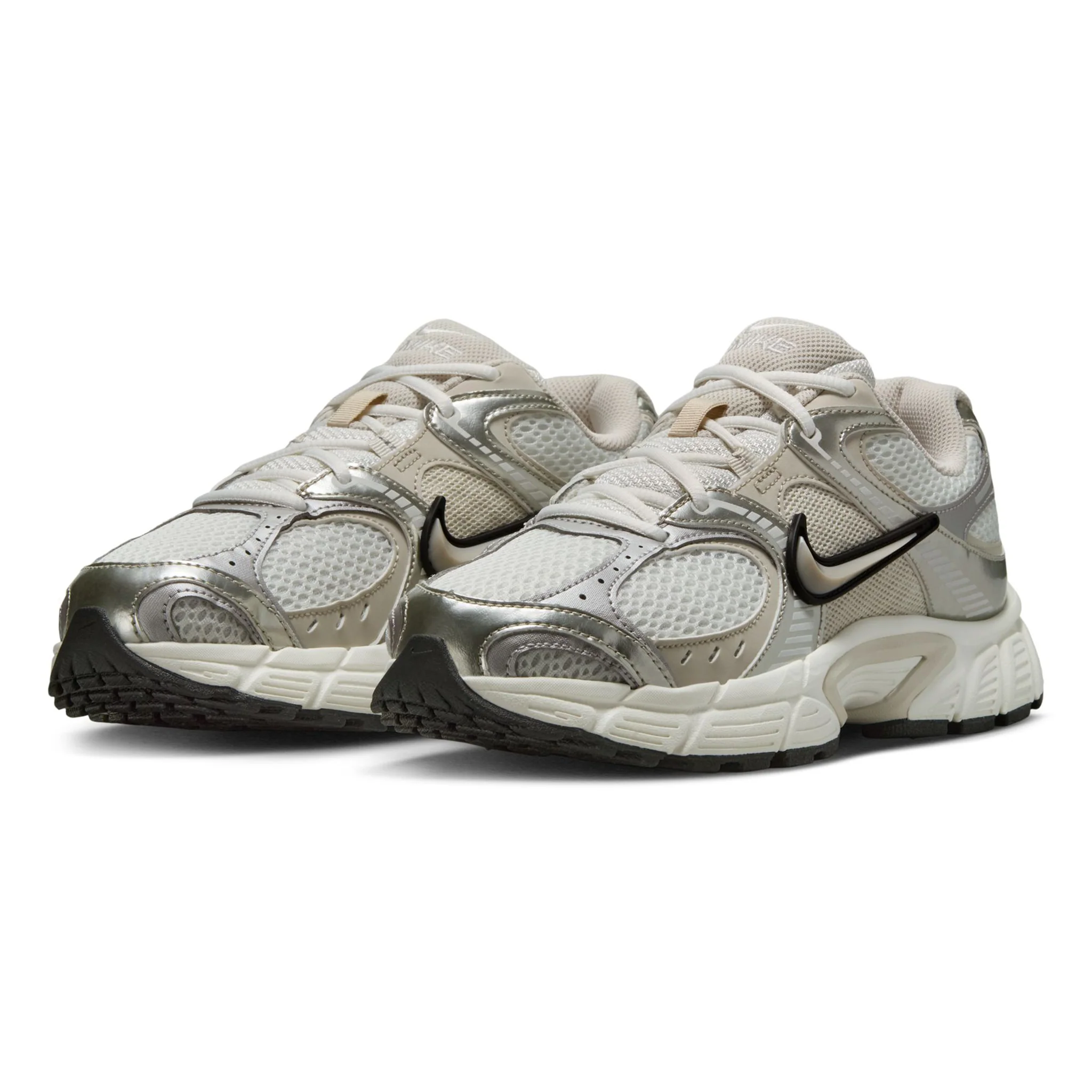 Nike V5 RNR Womens Shoes - Image 3