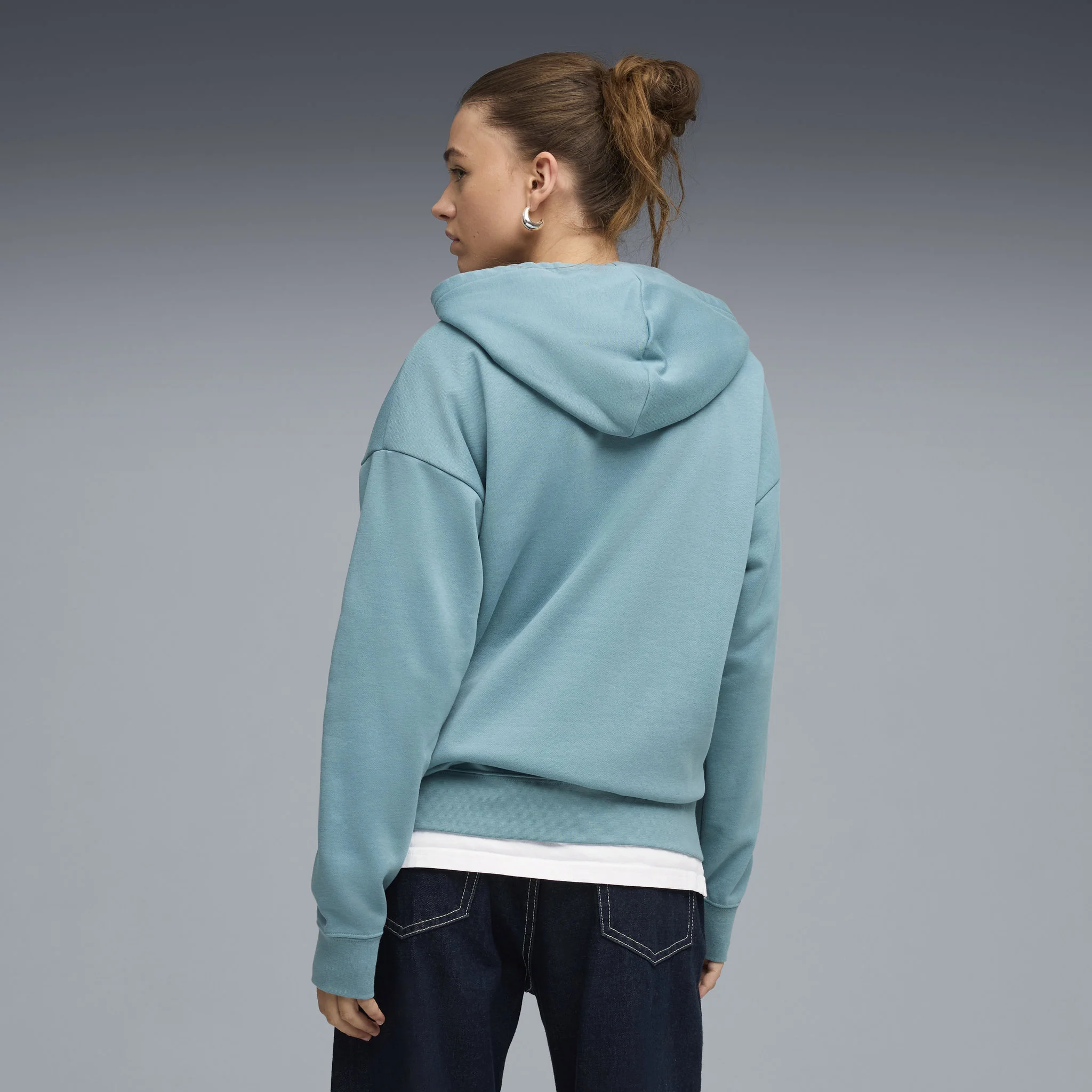 PUMA Essentials Cat Logo Womens Relaxed Hoodie - Image 4