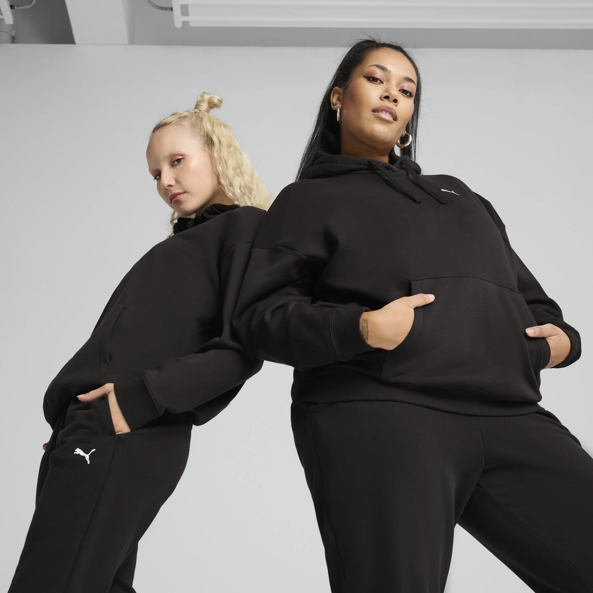 PUMA Essentials Comfort Womens Hoodie - Image 2