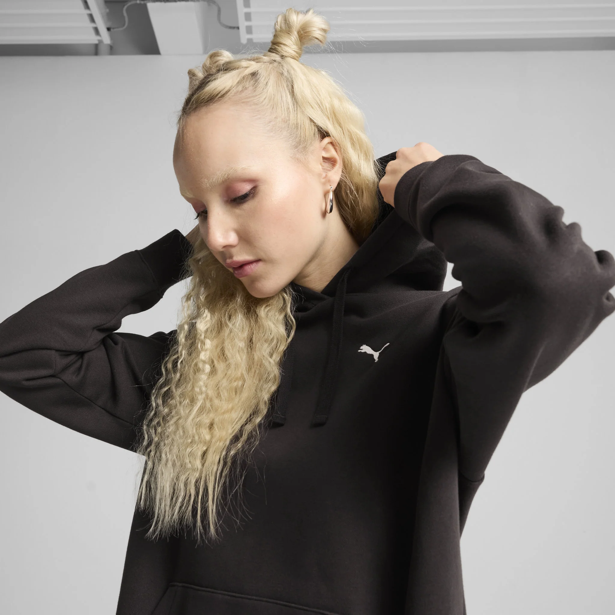 PUMA Essentials Comfort Womens Hoodie - Image 5