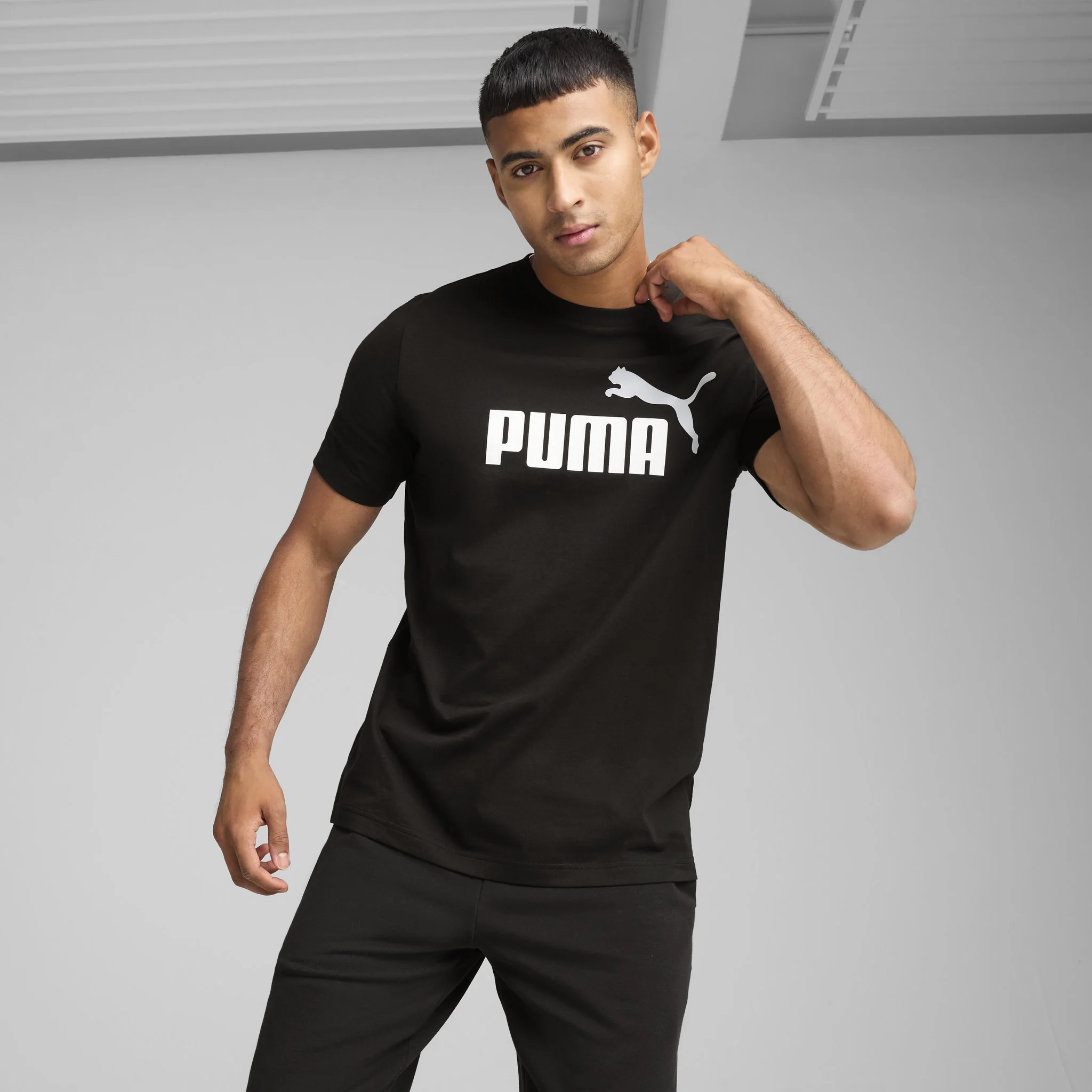 PUMA Essentials No.1 Logo Mens Tee - Image 3