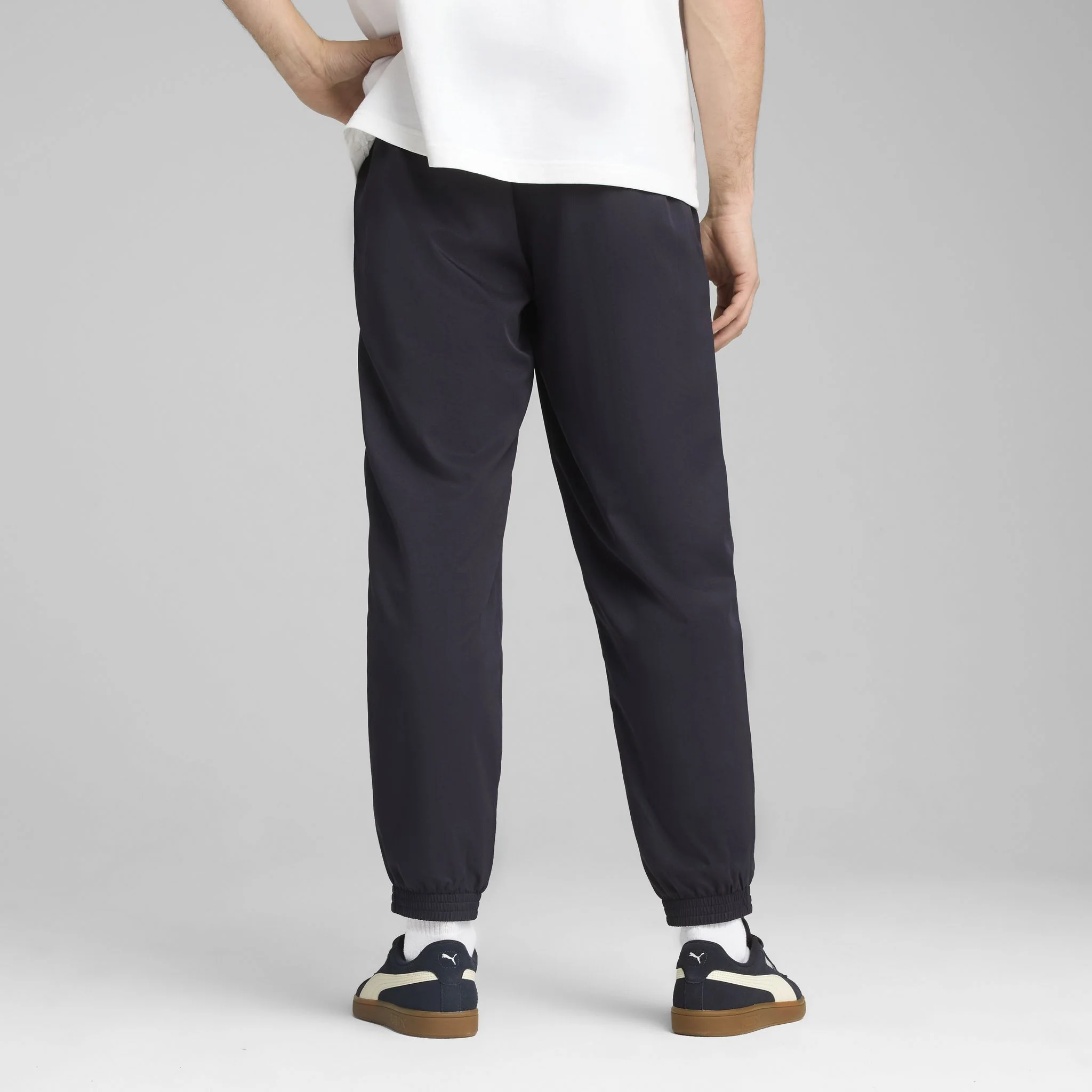 PUMA ESS Woven Closed Hem Mens Pants - Image 4