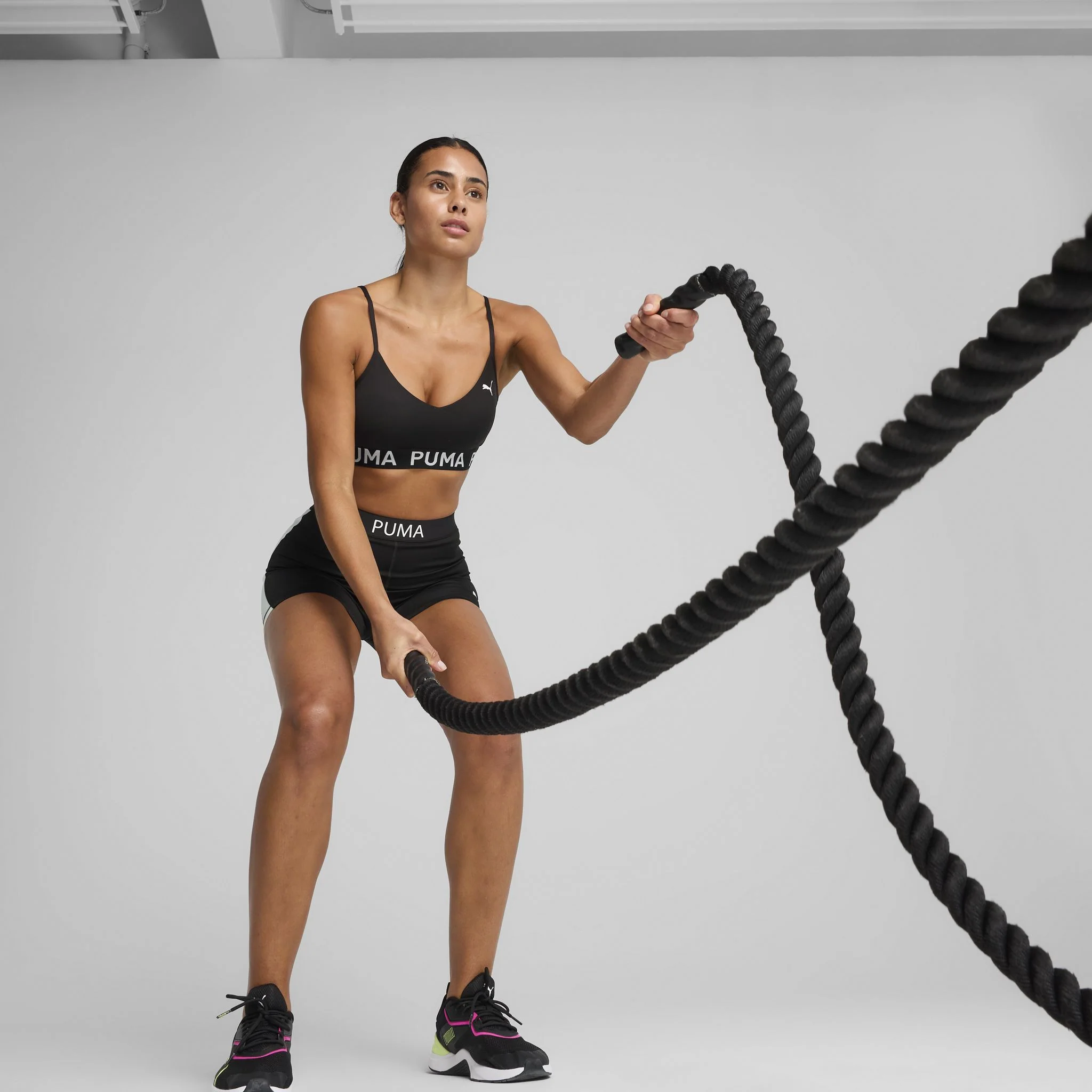 PUMA Move Strong Womens Training Bra - Image 3