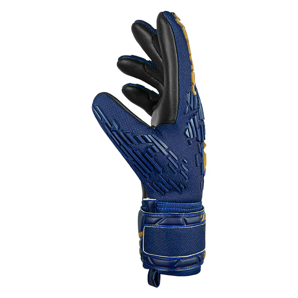 Reusch Attrakt Freegel Silver Goalie Glove - Image 4